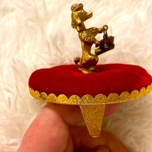 VINTAGE BRASS POODLE RED VELVET PIN CUSHION w/ YELLOWSTONE CHARM SWEET! …